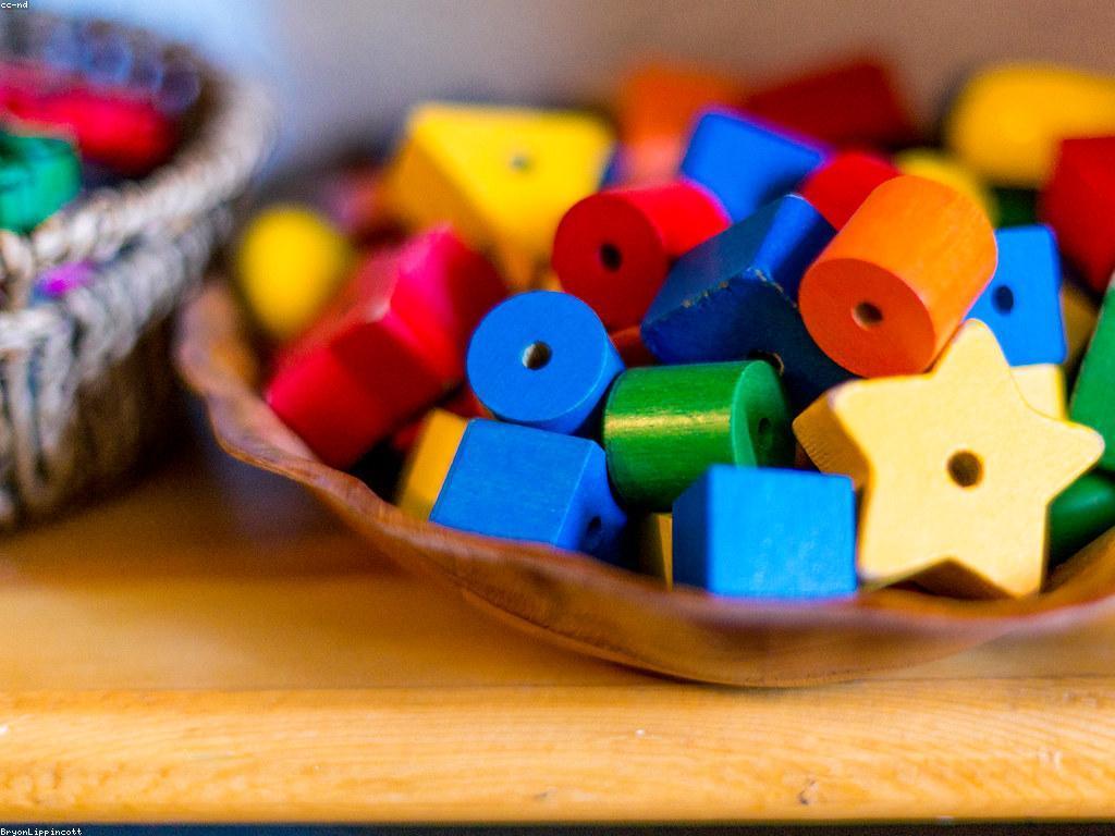 ប្រភេទការលេង និងកំណត់ត្រាជីវិតរបស់កុមារ